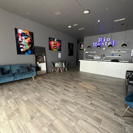 Rio Hostel Мадрид Екстериор снимка