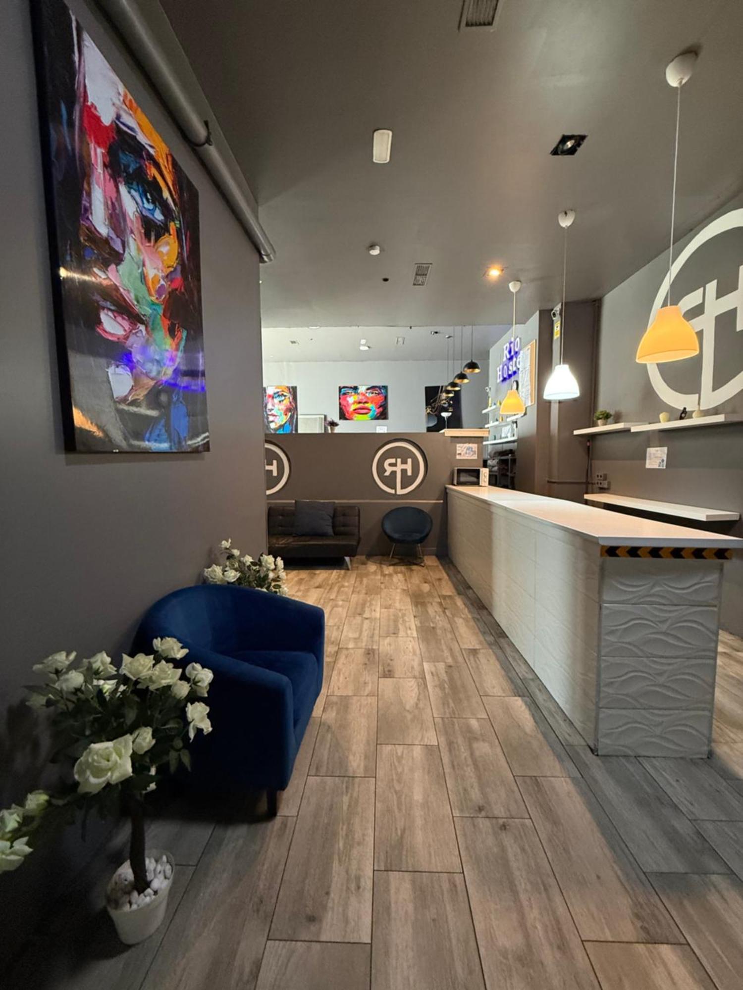 Rio Hostel Мадрид Екстериор снимка
