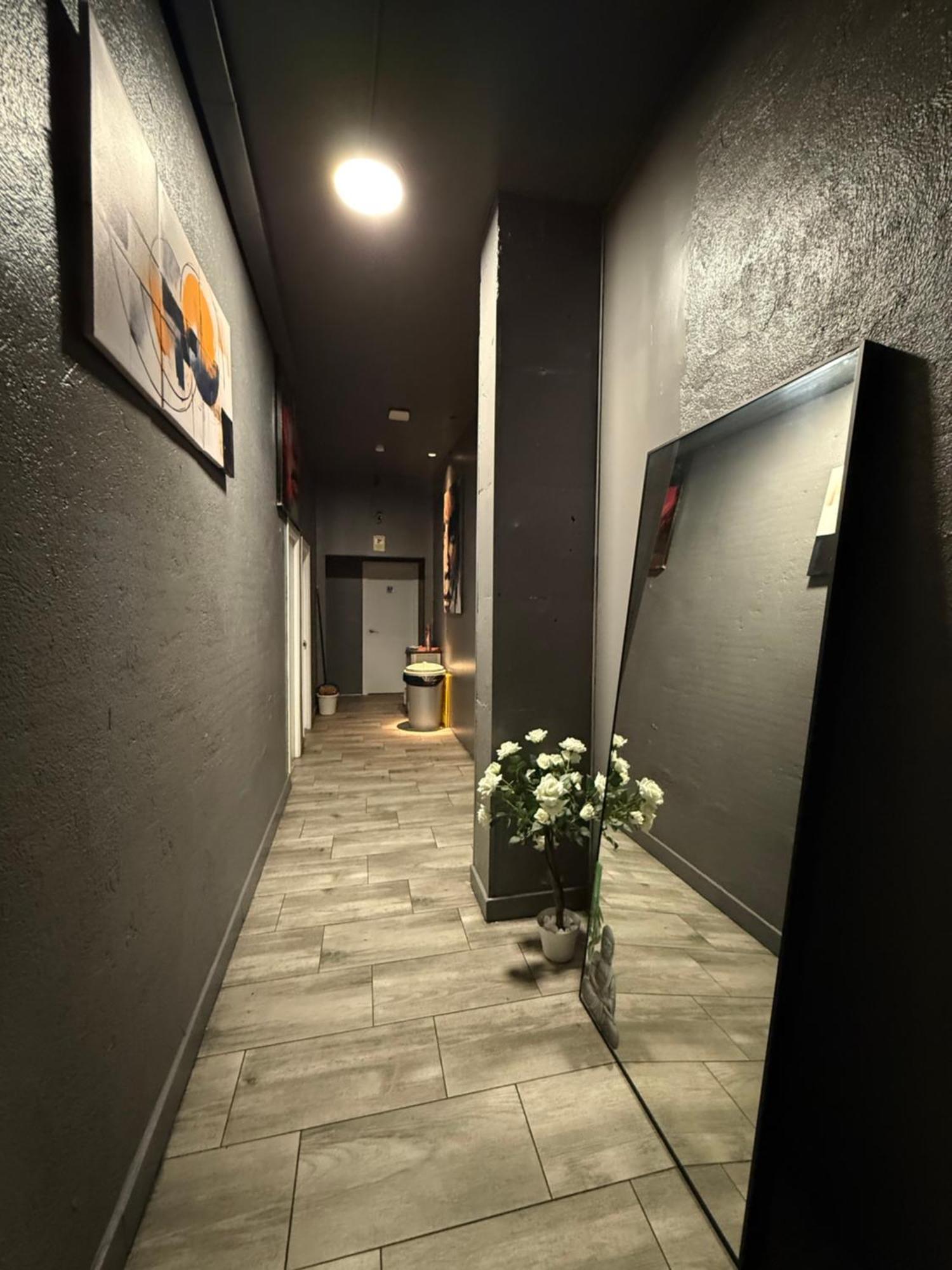Rio Hostel Мадрид Екстериор снимка