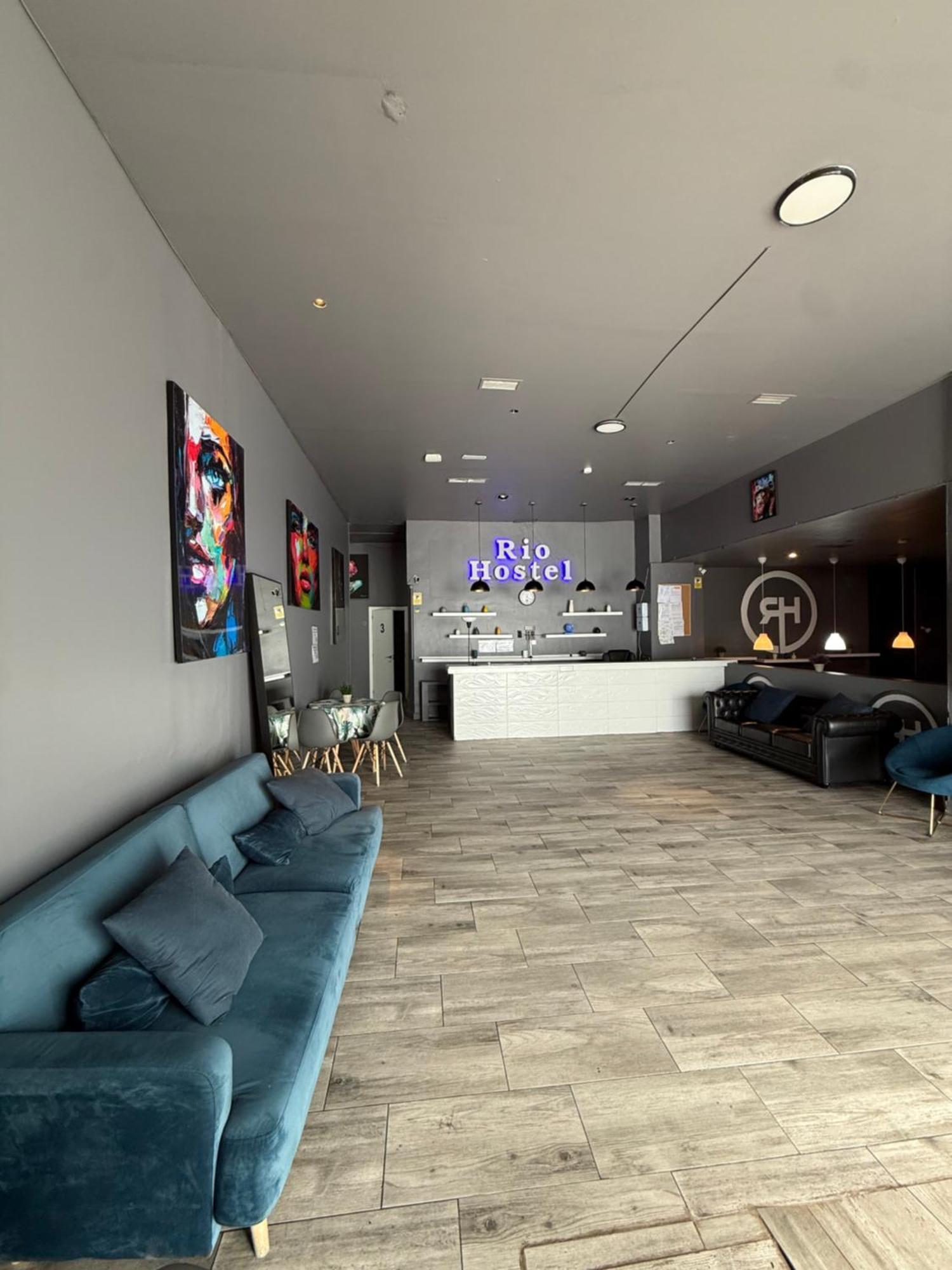 Rio Hostel Мадрид Екстериор снимка