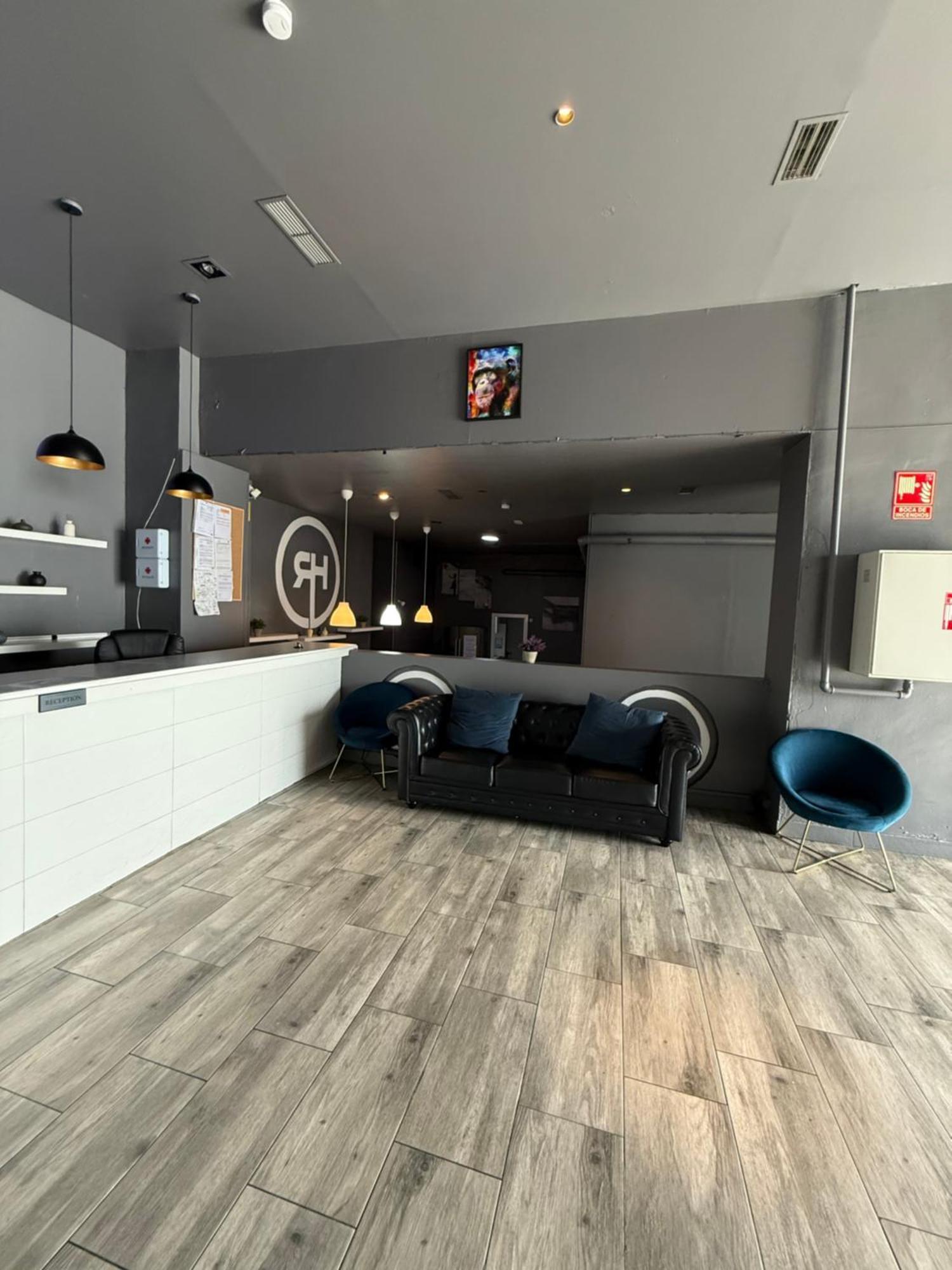 Rio Hostel Мадрид Екстериор снимка